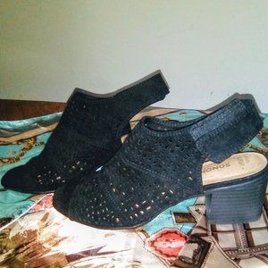 Black Perforated Open Toed Heel Booties, size 8